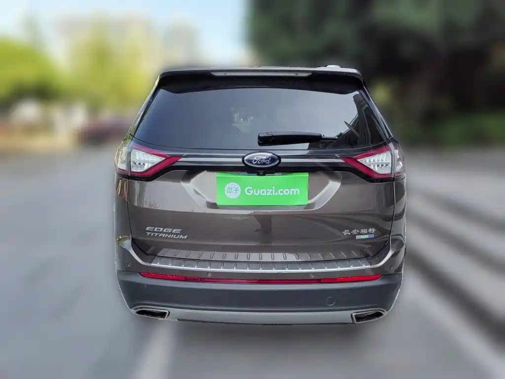Ford Edge — миниатюра 3