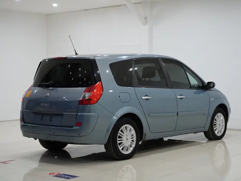 Renault Fengjing Classic — миниатюра 4
