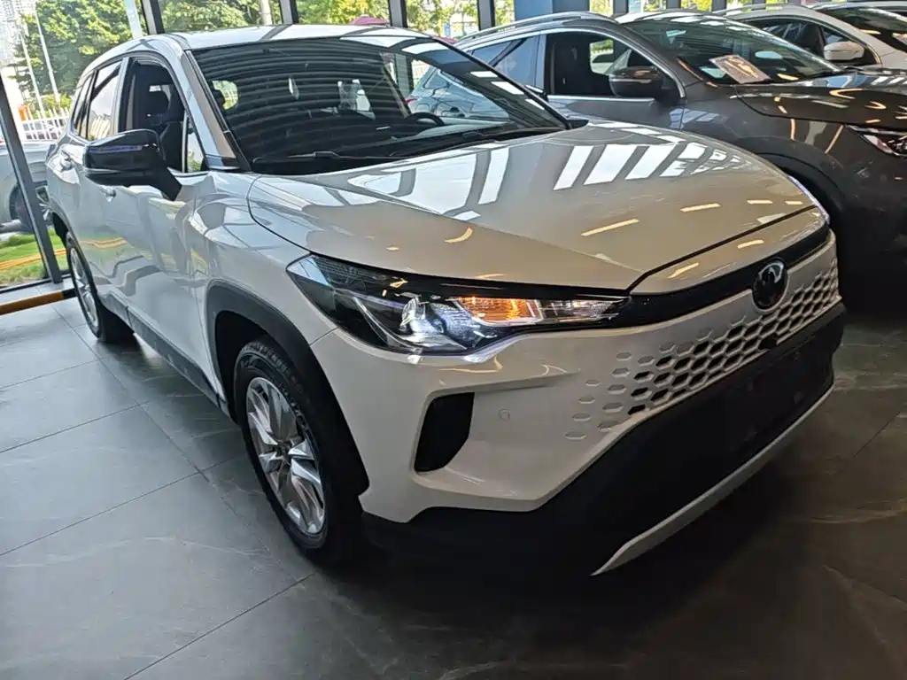 Toyota Corolla Cross — миниатюра 4