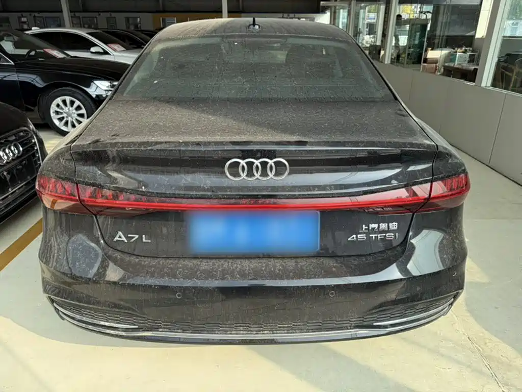 Audi A7L — миниатюра 8