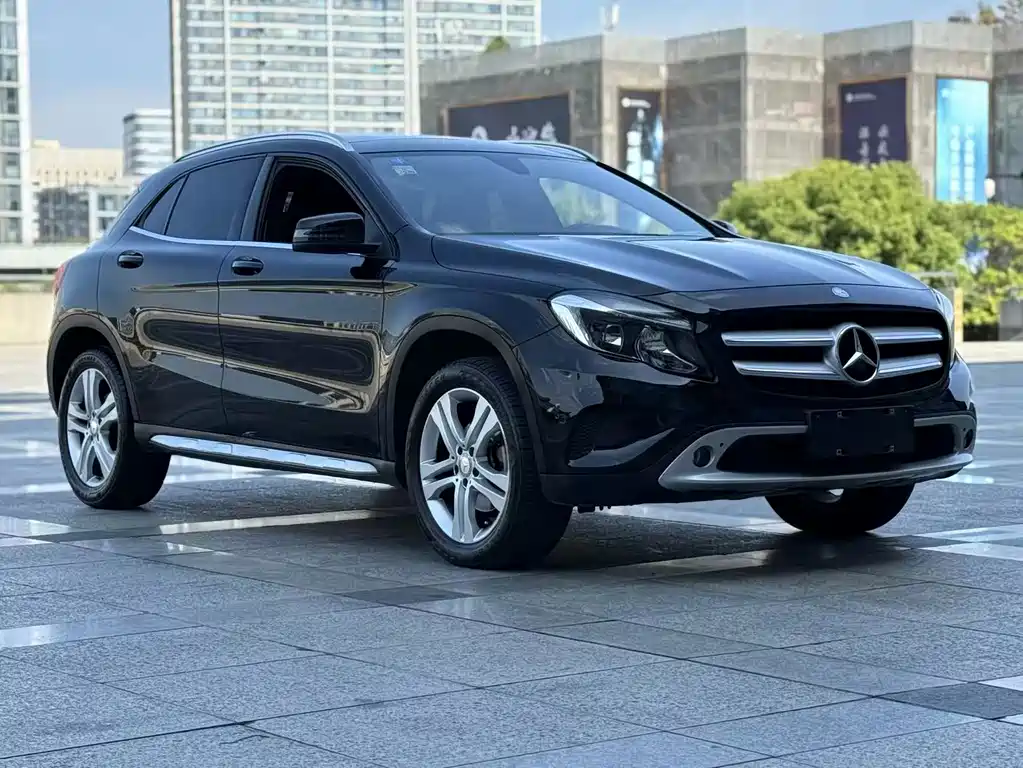 Mercedes-Benz GLA — миниатюра 2