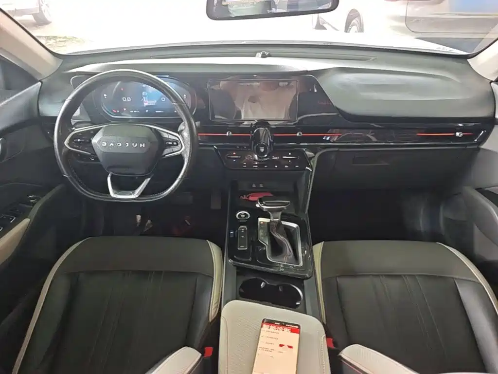 Baojun RC-6 — миниатюра 10