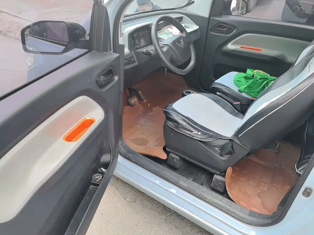 Wuling MINIEV — миниатюра 17