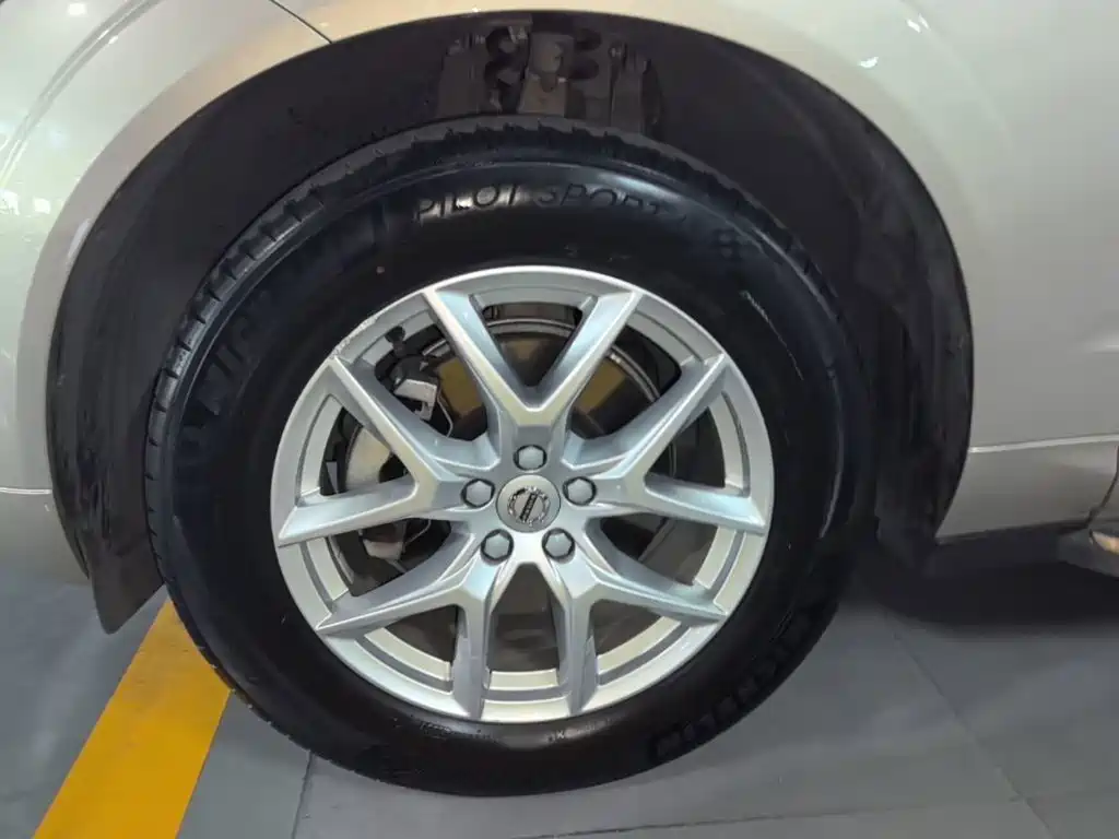 Volvo XC60 — миниатюра 23