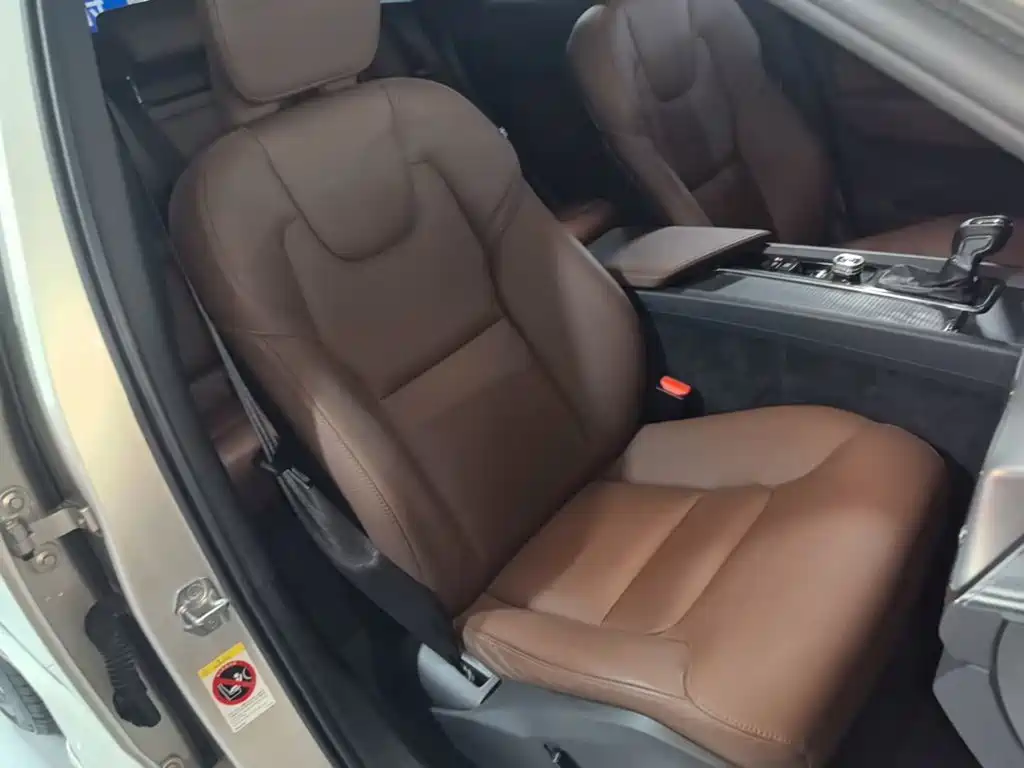Volvo XC60 — миниатюра 25