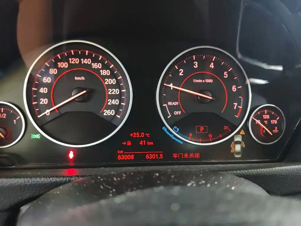 BMW 3 Series — миниатюра 12
