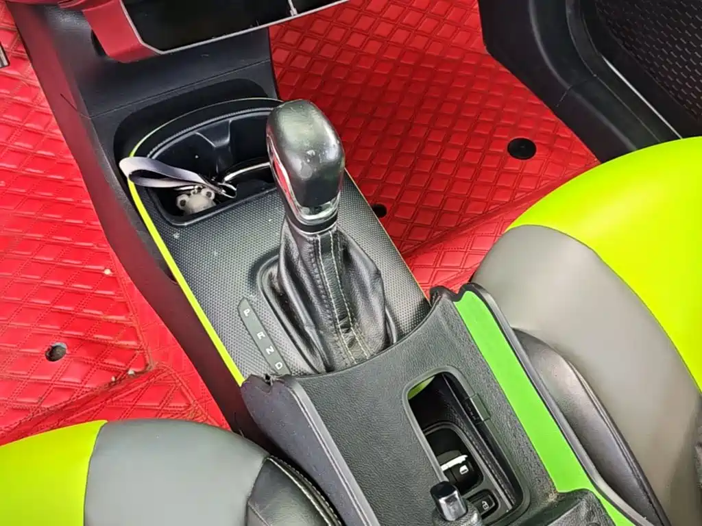 Roewe Clever — миниатюра 14