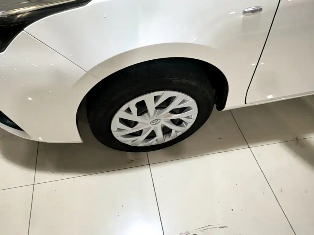 Toyota Yaris L — миниатюра 23