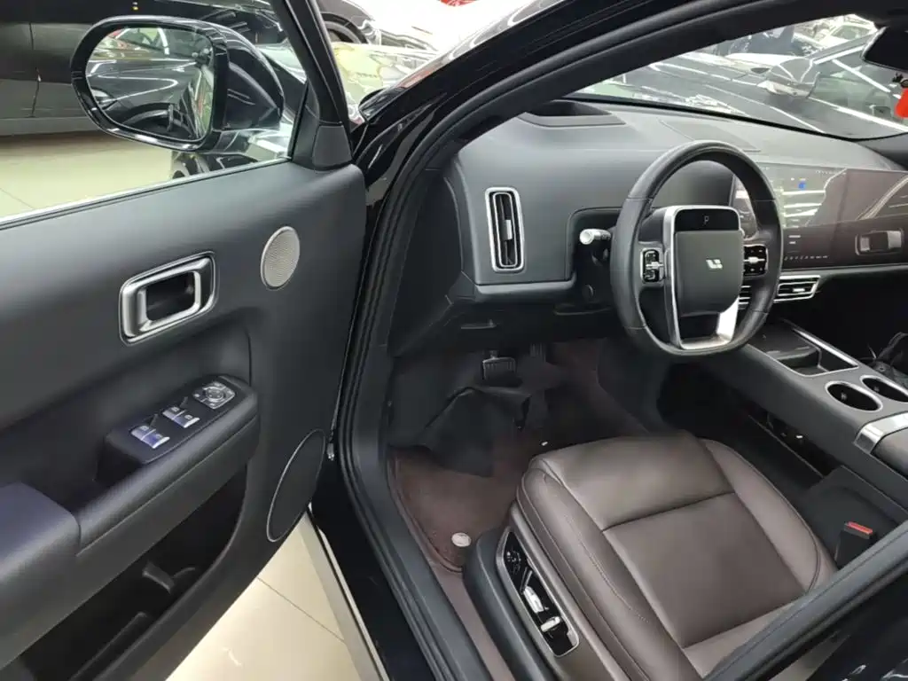 Li Auto Li L9 — миниатюра 16