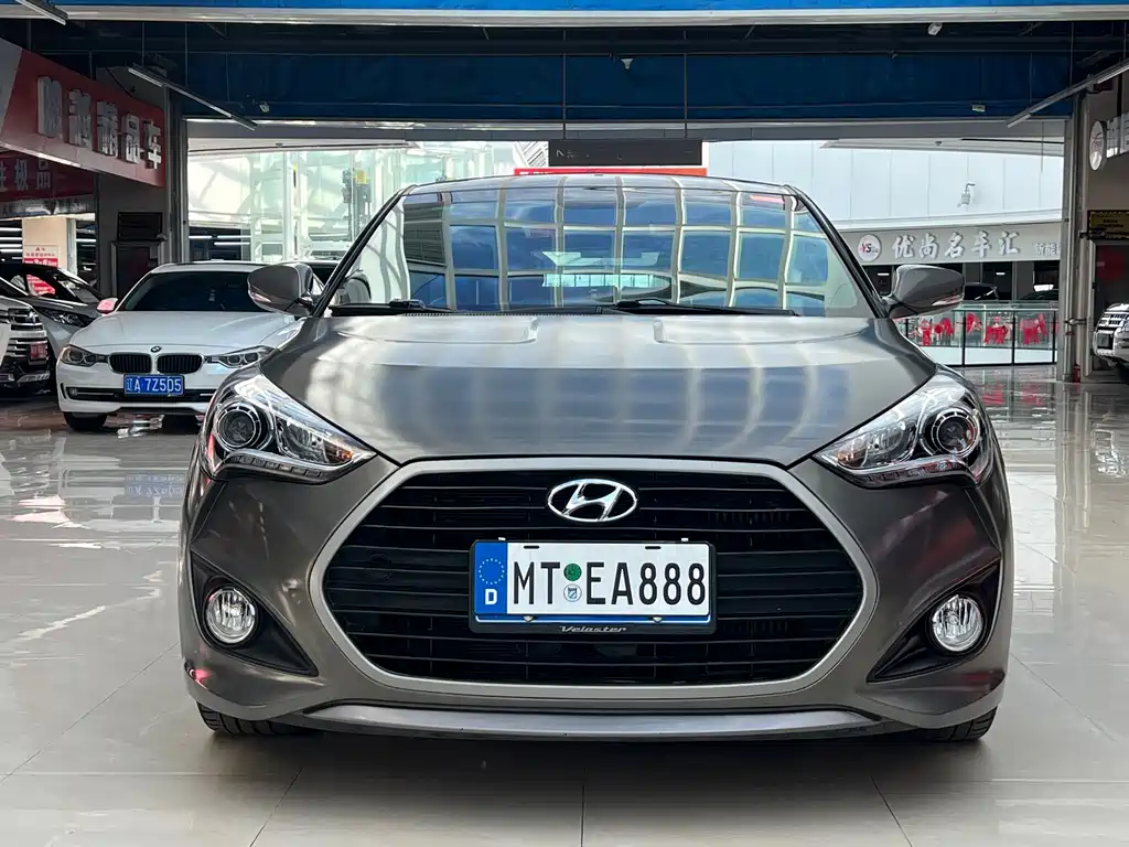 Hyundai Veloster — миниатюра 2