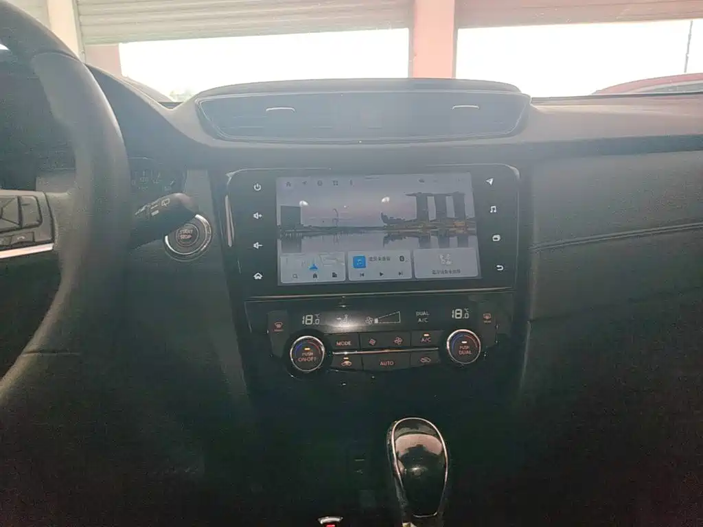 Nissan X-Trail — миниатюра 13