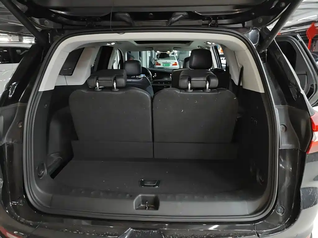 Buick Enclave — миниатюра 19