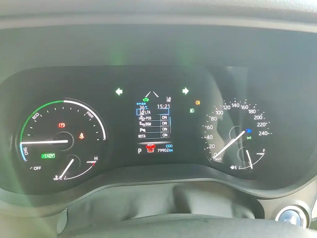 Toyota Granvia — миниатюра 12