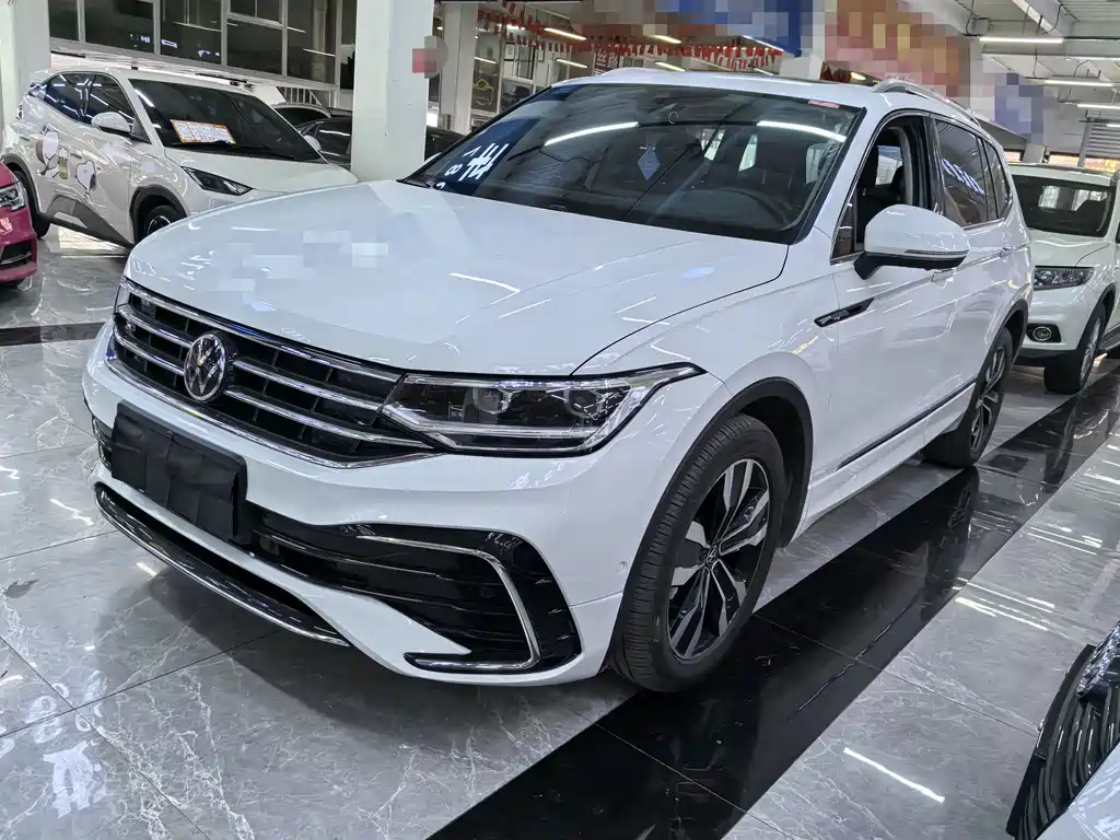 Volkswagen Tiguan L 2022