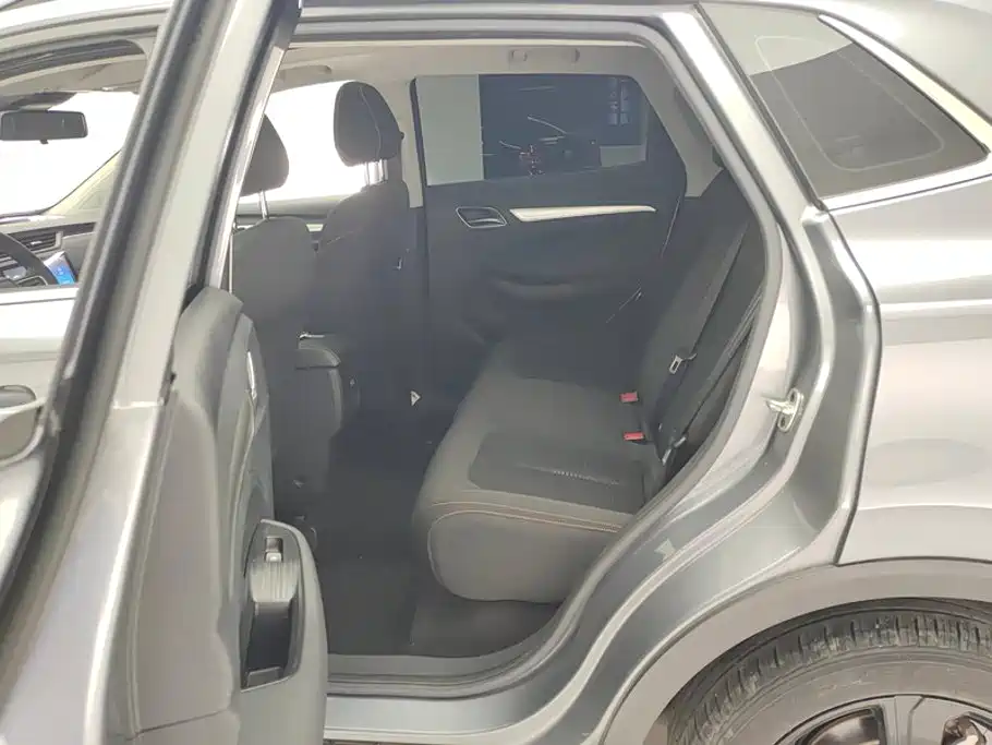 Roewe RX3 — миниатюра 11