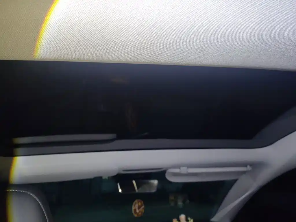 Tesla Model 3 — миниатюра 19