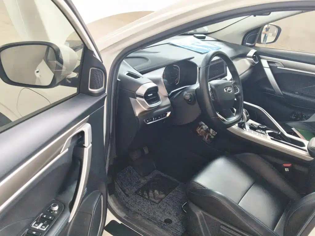 Geely Binyue NEV — миниатюра 17