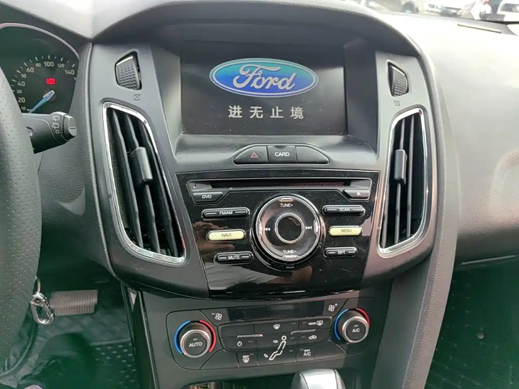 Ford Focus — миниатюра 13