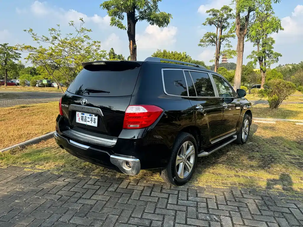 Toyota Highlander — миниатюра 8