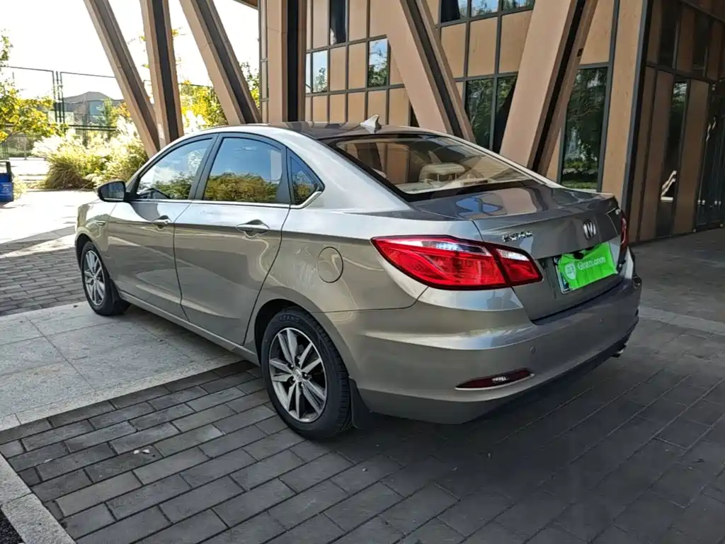 Changan Eado — миниатюра 5