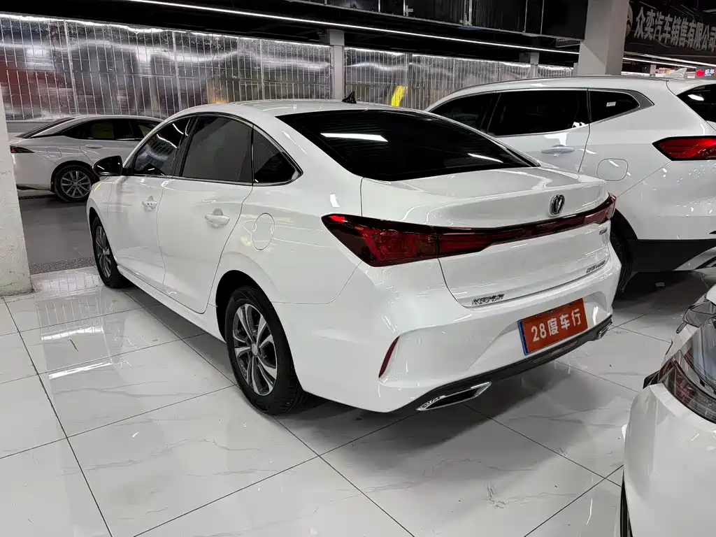 Changan Eado — миниатюра 7