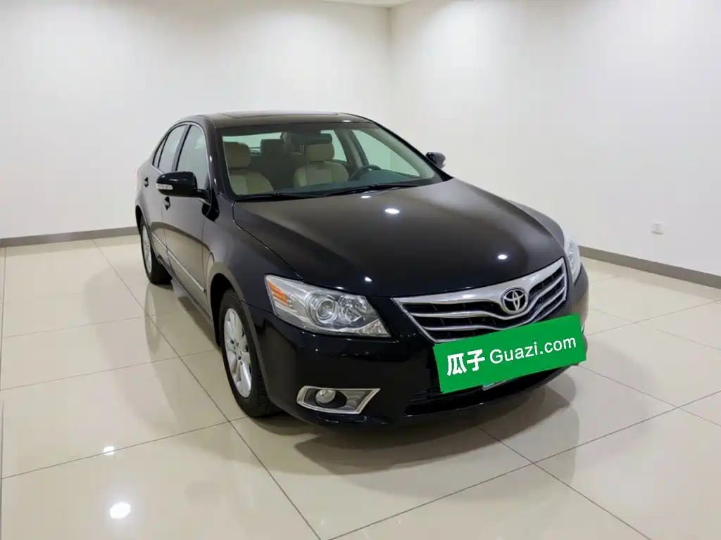 Toyota Camry — миниатюра 24