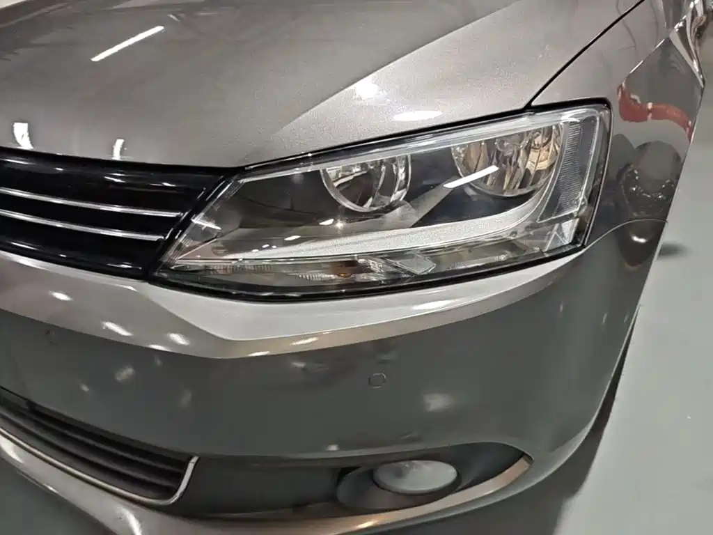 Volkswagen Sagitar — миниатюра 24