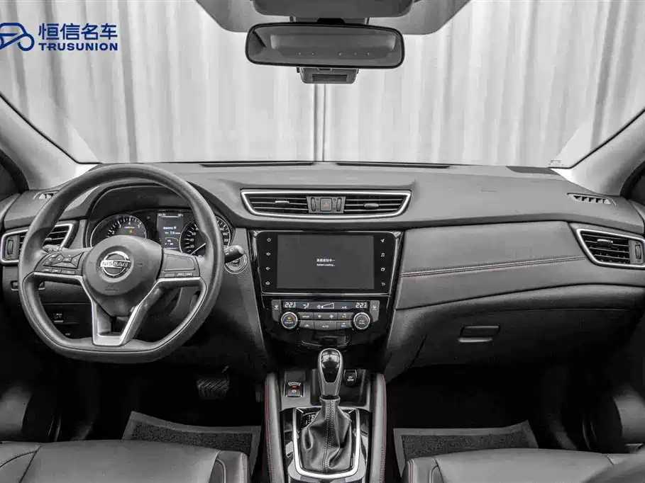 Nissan Qashqai — миниатюра 13