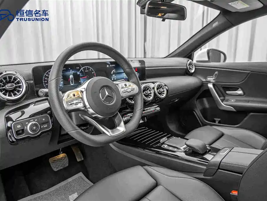 Mercedes-Benz A-Class — миниатюра 12