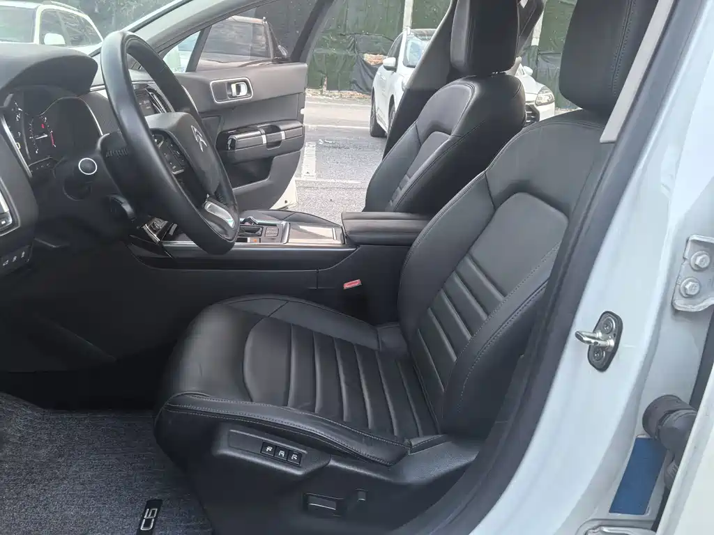 Citroen C6 — миниатюра 20