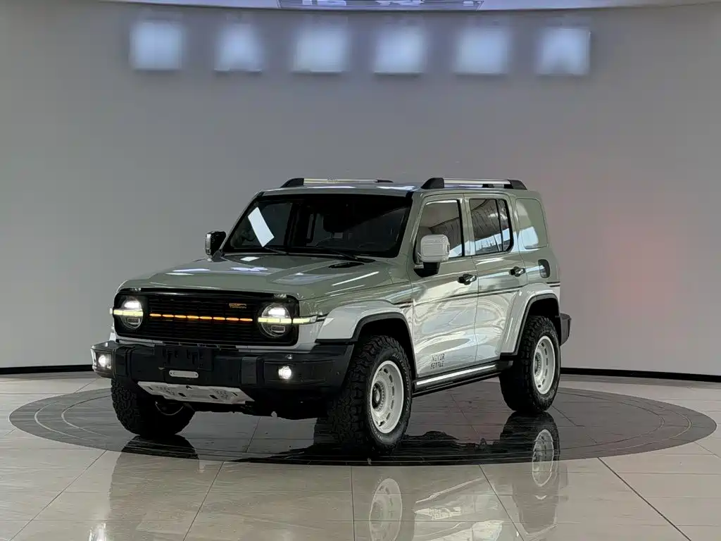 2022 TANK 300 - zdjęcie 1 z 20