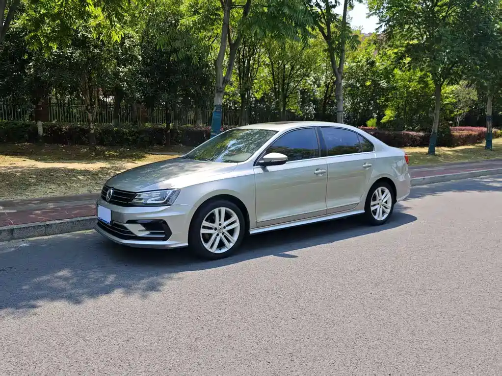 Volkswagen Sagitar 2018 280TSI DSG Shine Dynamic Edition