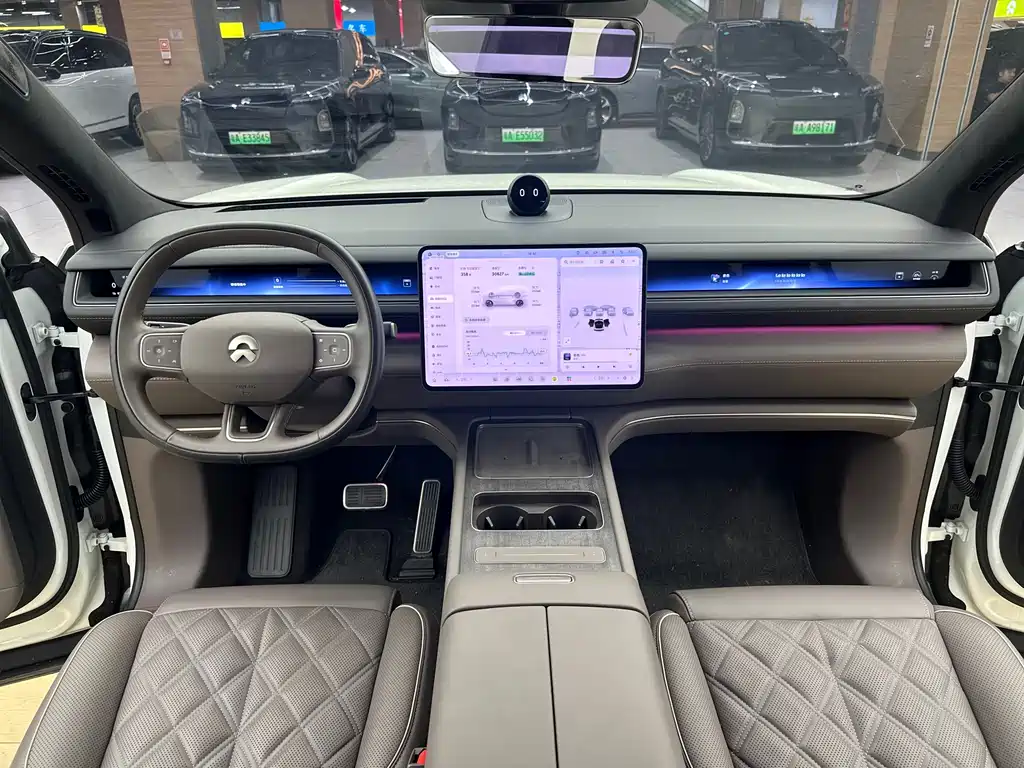 NIO ES8 — миниатюра 13