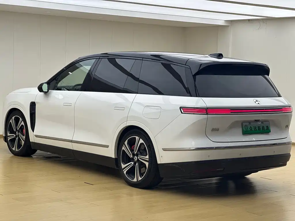 NIO ES8 — миниатюра 8