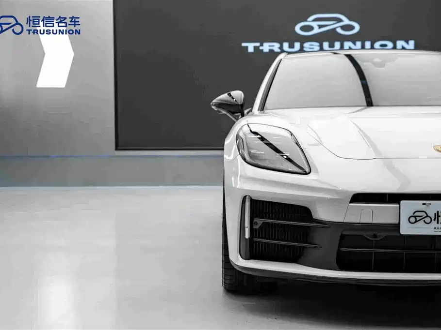 Porsche Panamera — миниатюра 8