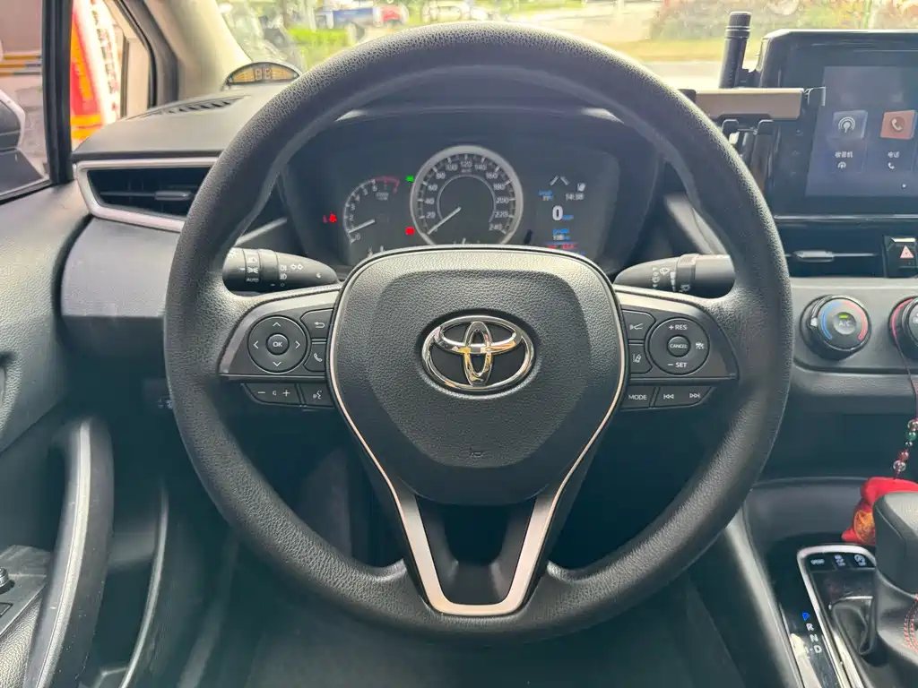 Toyota Corolla — миниатюра 6