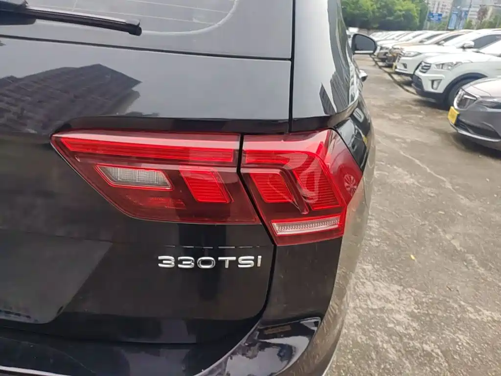 Volkswagen Tiguan L — миниатюра 8