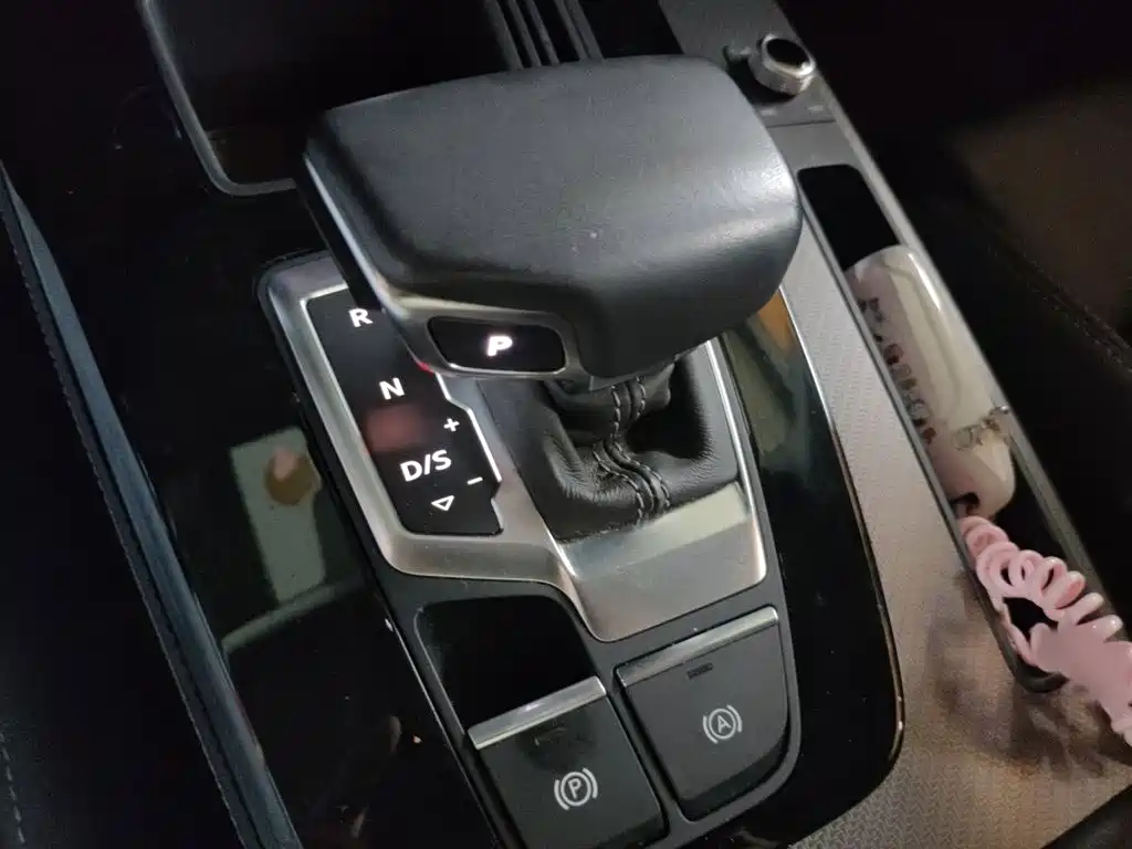 Audi Q5L — миниатюра 7