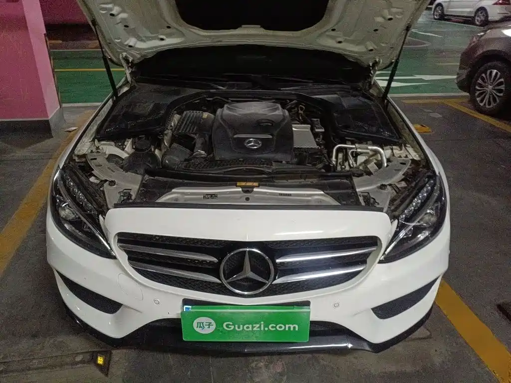 Mercedes-Benz C-Class — миниатюра 11