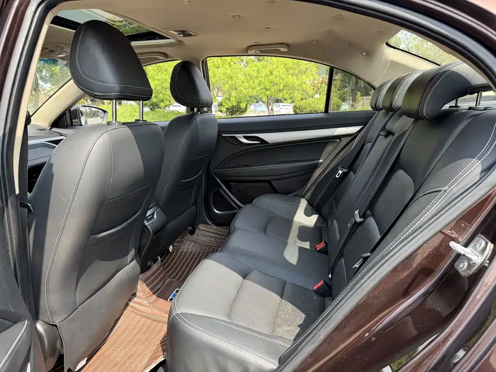 Geely Emgrand — миниатюра 11