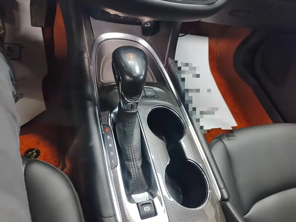 Chevrolet Malibu XL — миниатюра 14