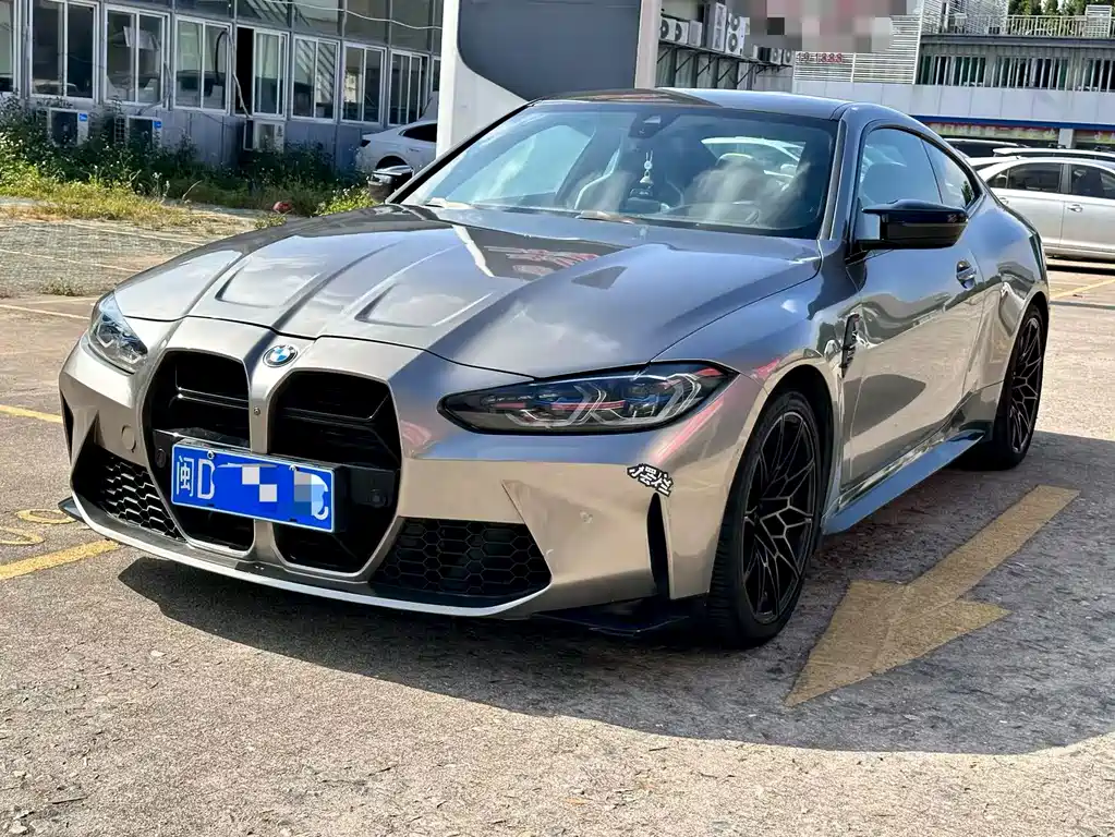 BMW M4