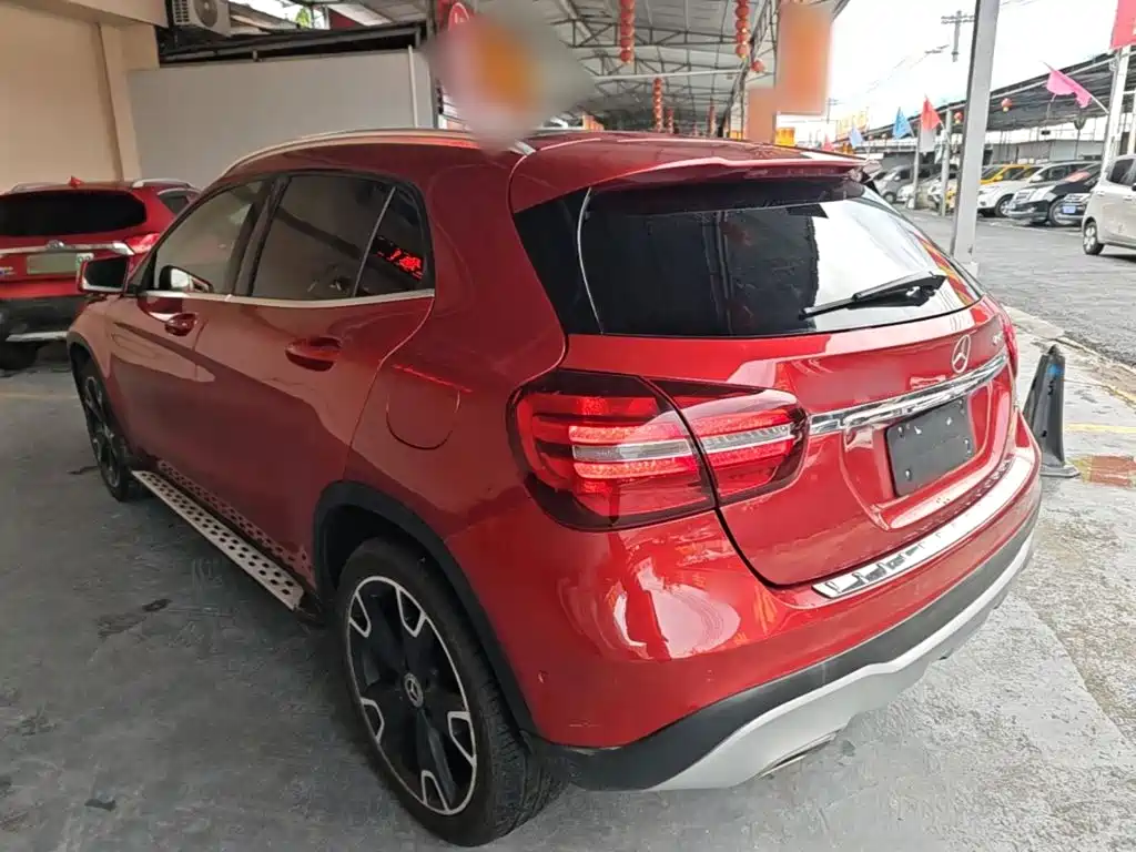 Mercedes-Benz GLA — миниатюра 5