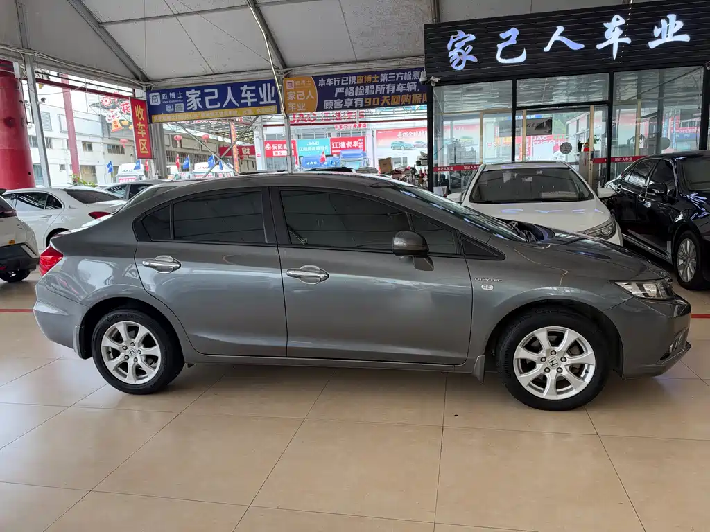 Honda Civic — миниатюра 5