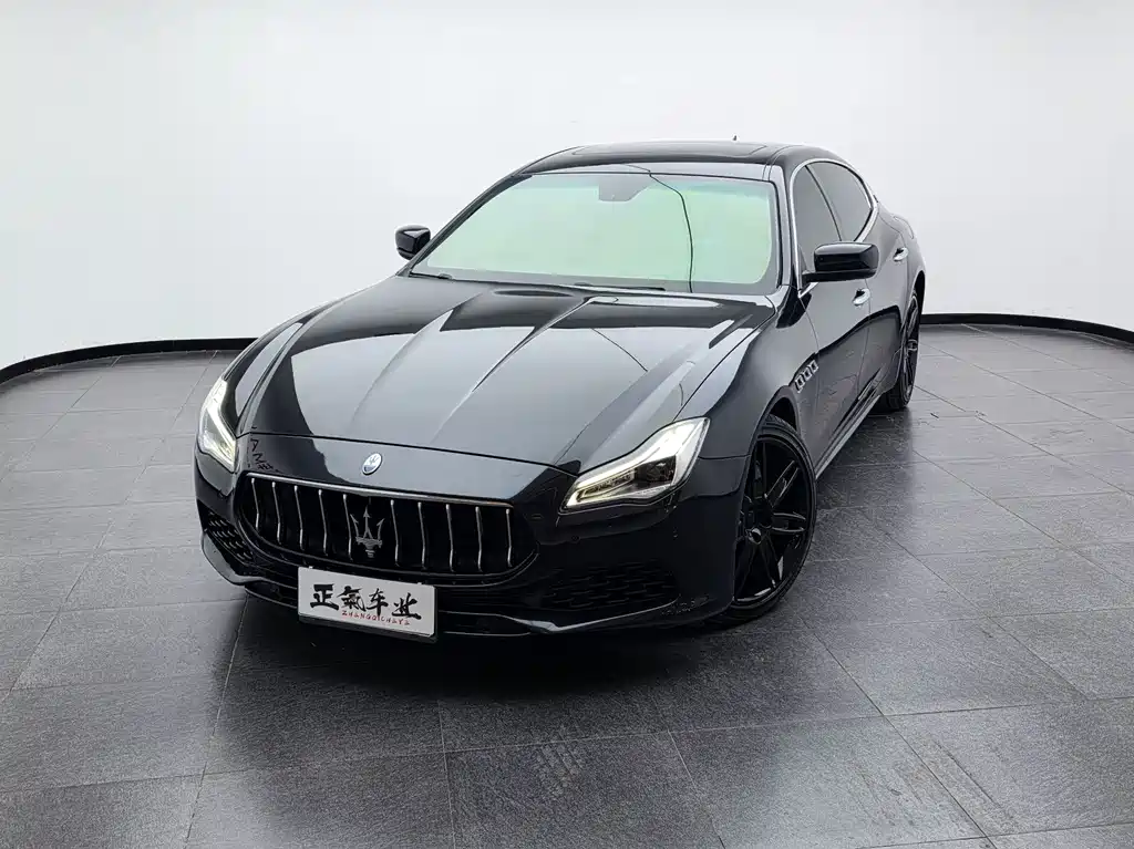 Maserati Quattroporte