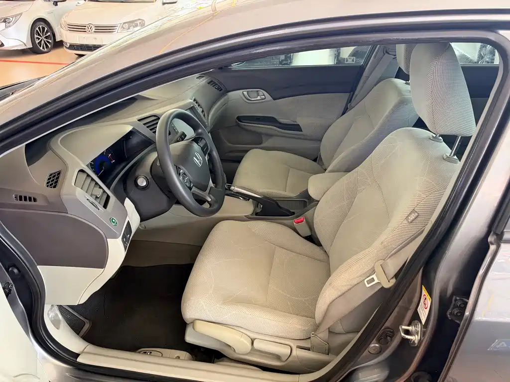 Honda Civic — миниатюра 15