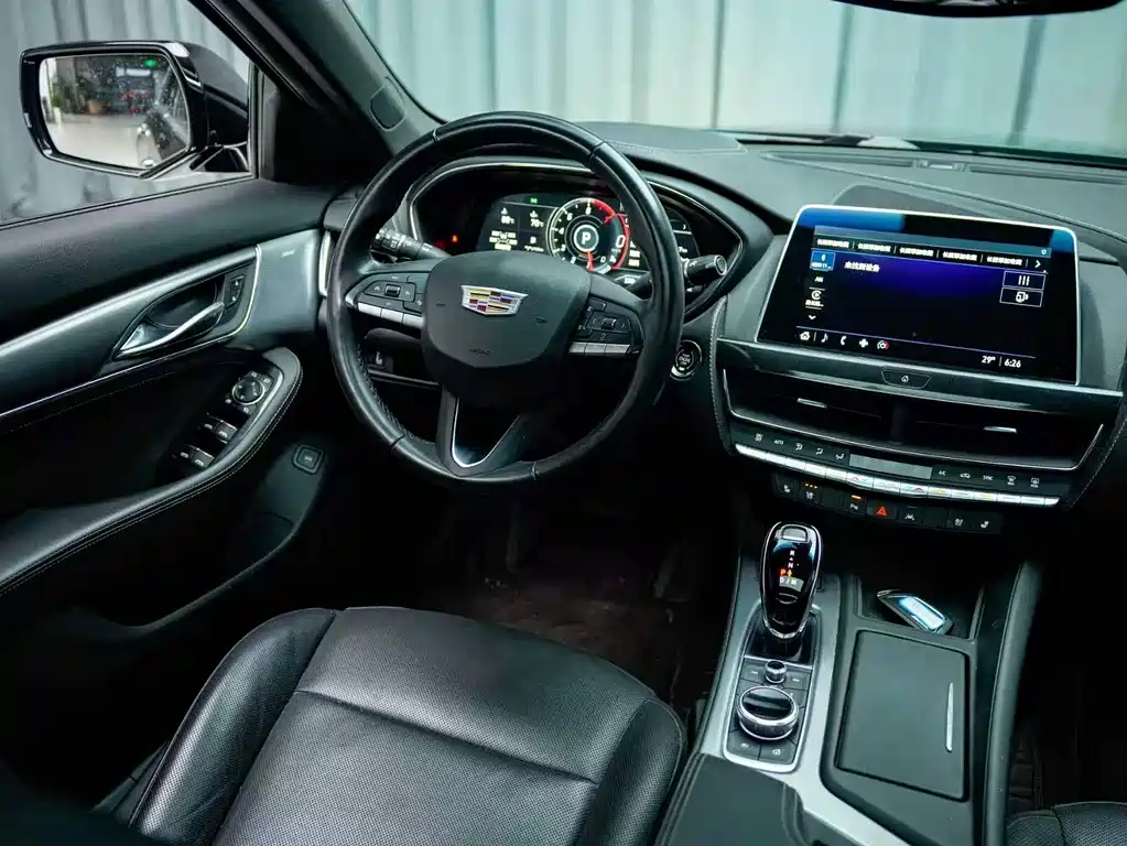 Cadillac CT5 — миниатюра 5