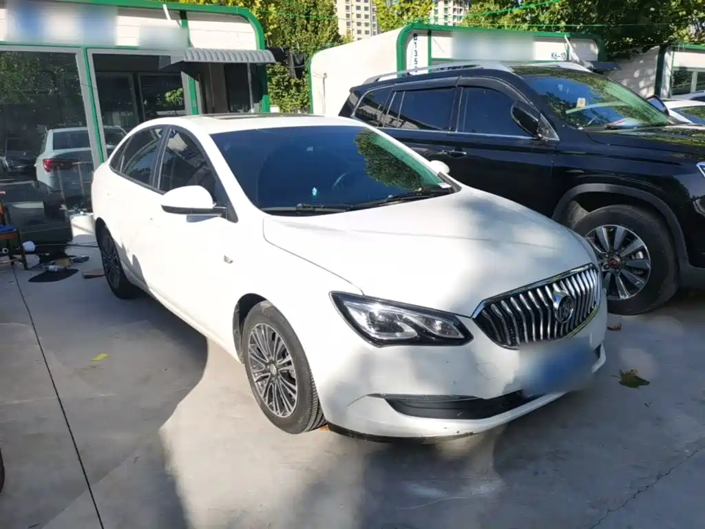 Buick Excelle — миниатюра 4