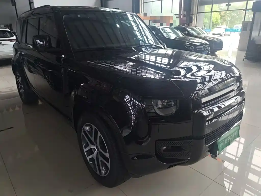 Land Rover Defender — миниатюра 4