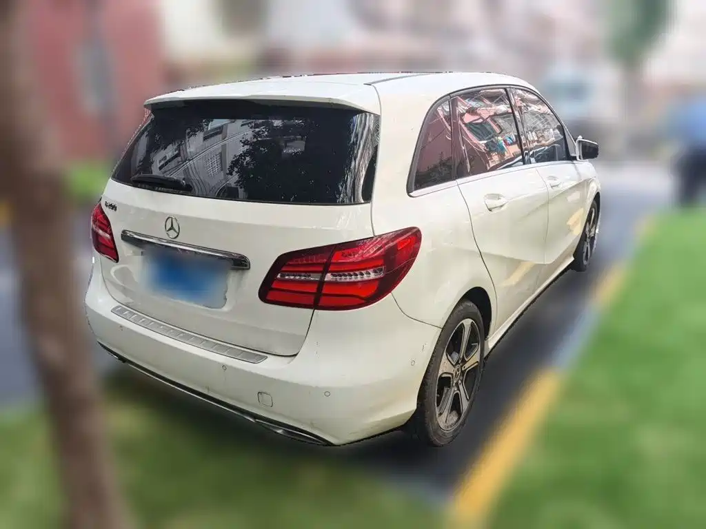 Mercedes-Benz B-Class — миниатюра 4